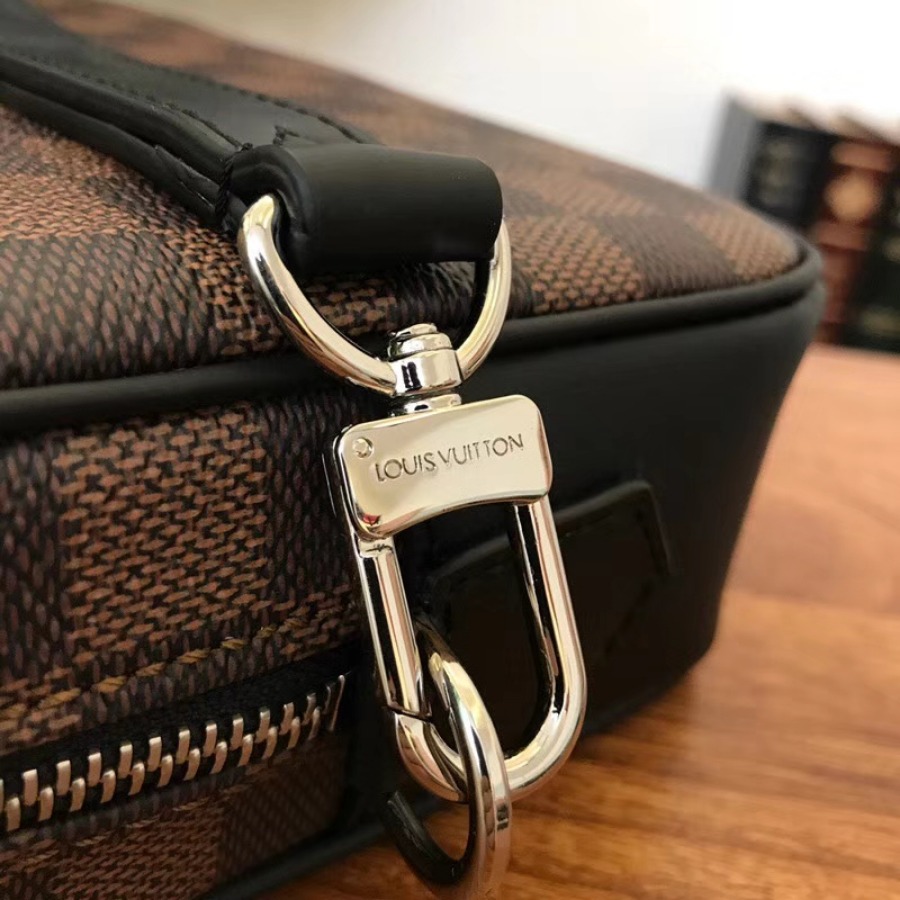 Louis Vuitton LV, KASAI CLUTCH, N41663, Damier Ebene Canvas