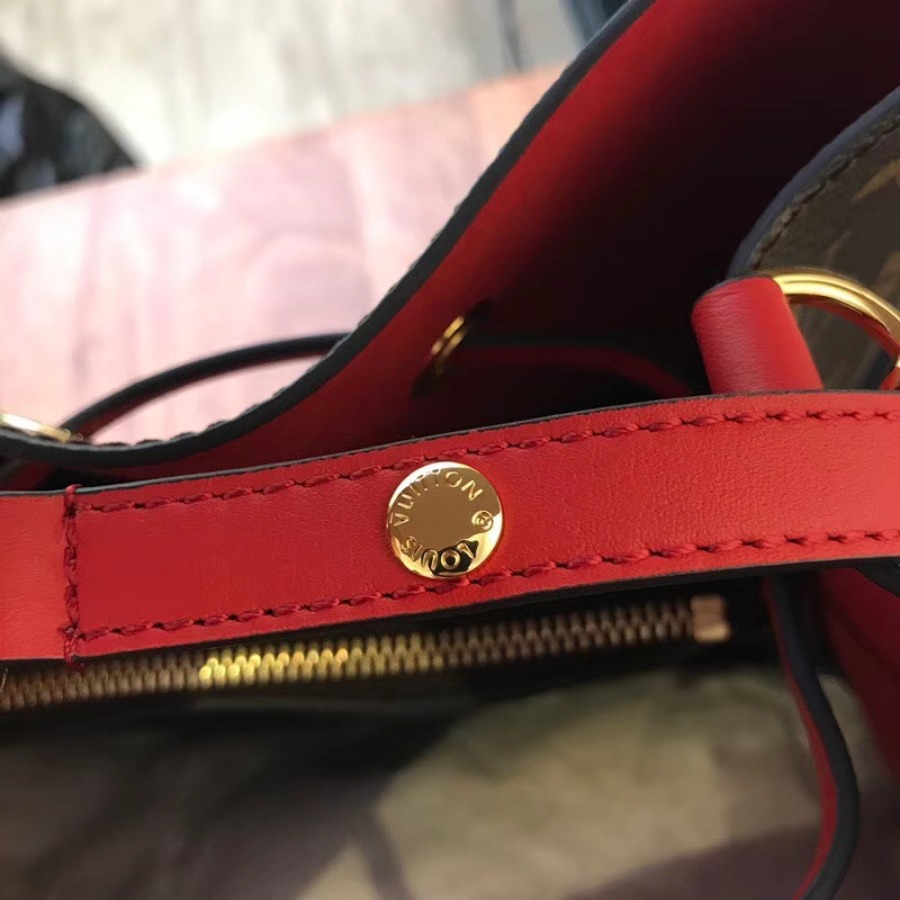 Louis Vuitton LV, Néonoé Bag, M44021