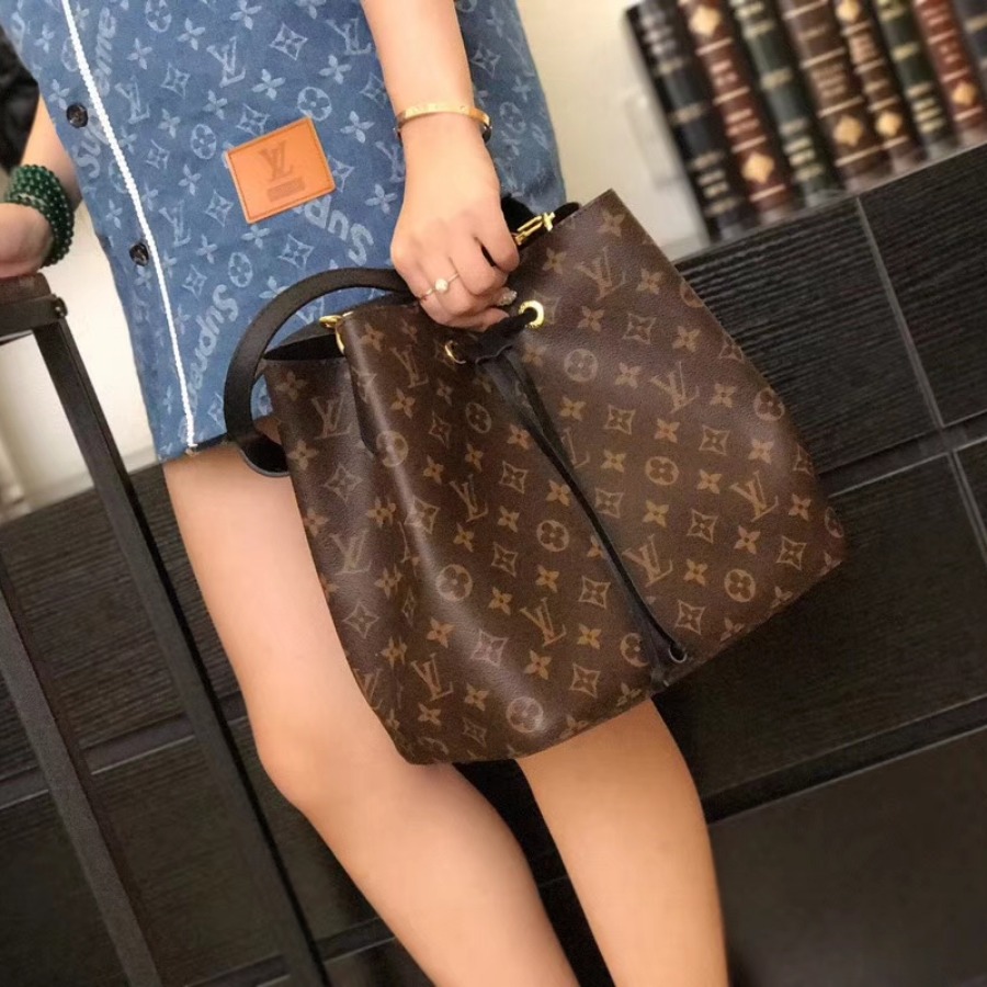 Louis Vuitton LV, Néonoé Bag, M44020