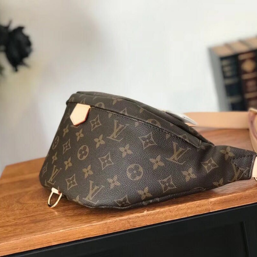 M43644, LOUIS VUITTON LV, BUMBAG