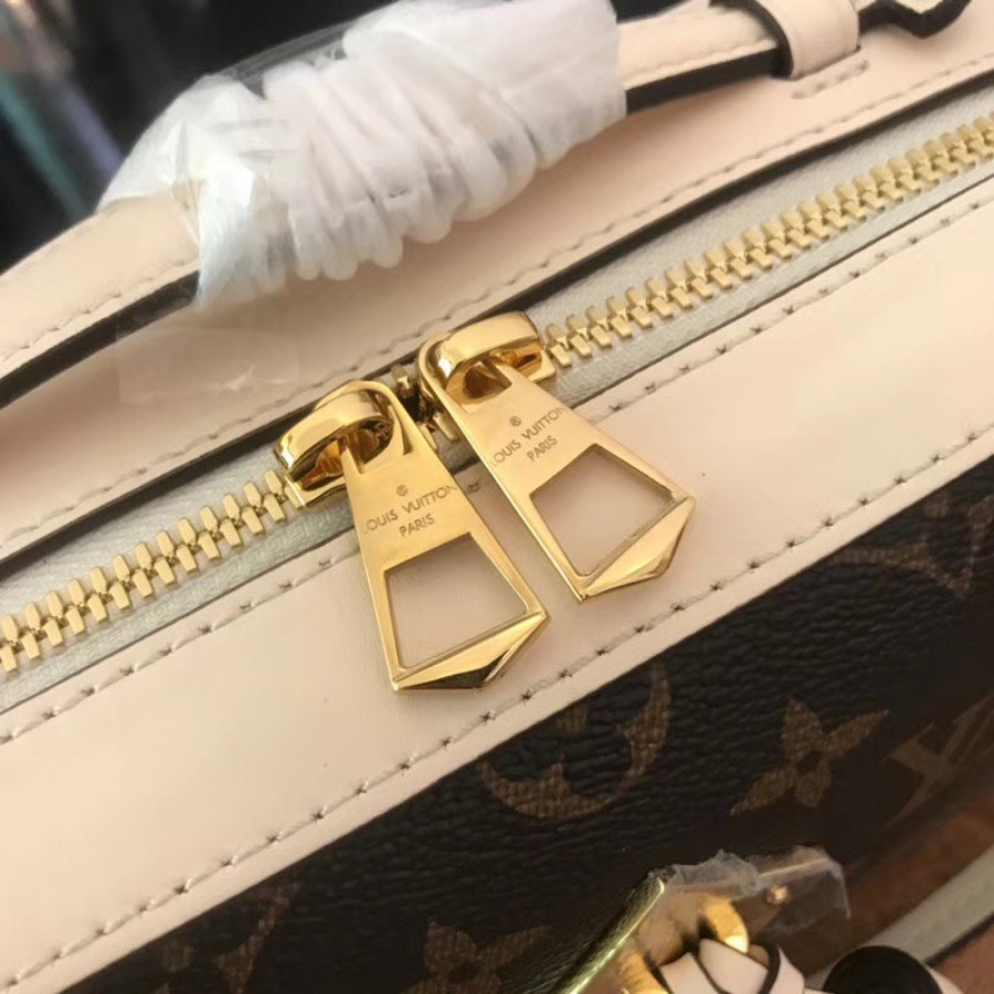 M43559, SAINTONGE, Louis Vuitton LV