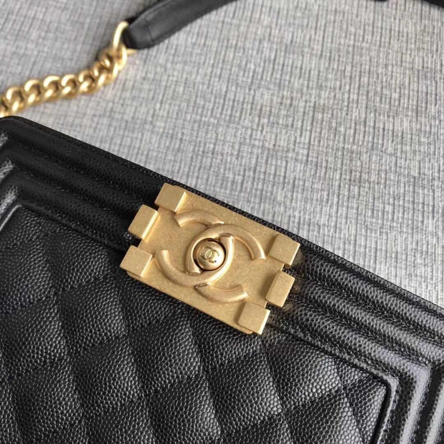 SMALL BOY CHANEL HANDBAG, PRINTED GRAINED CALFSKIN, Caviar, 20CM / 7.9 IN