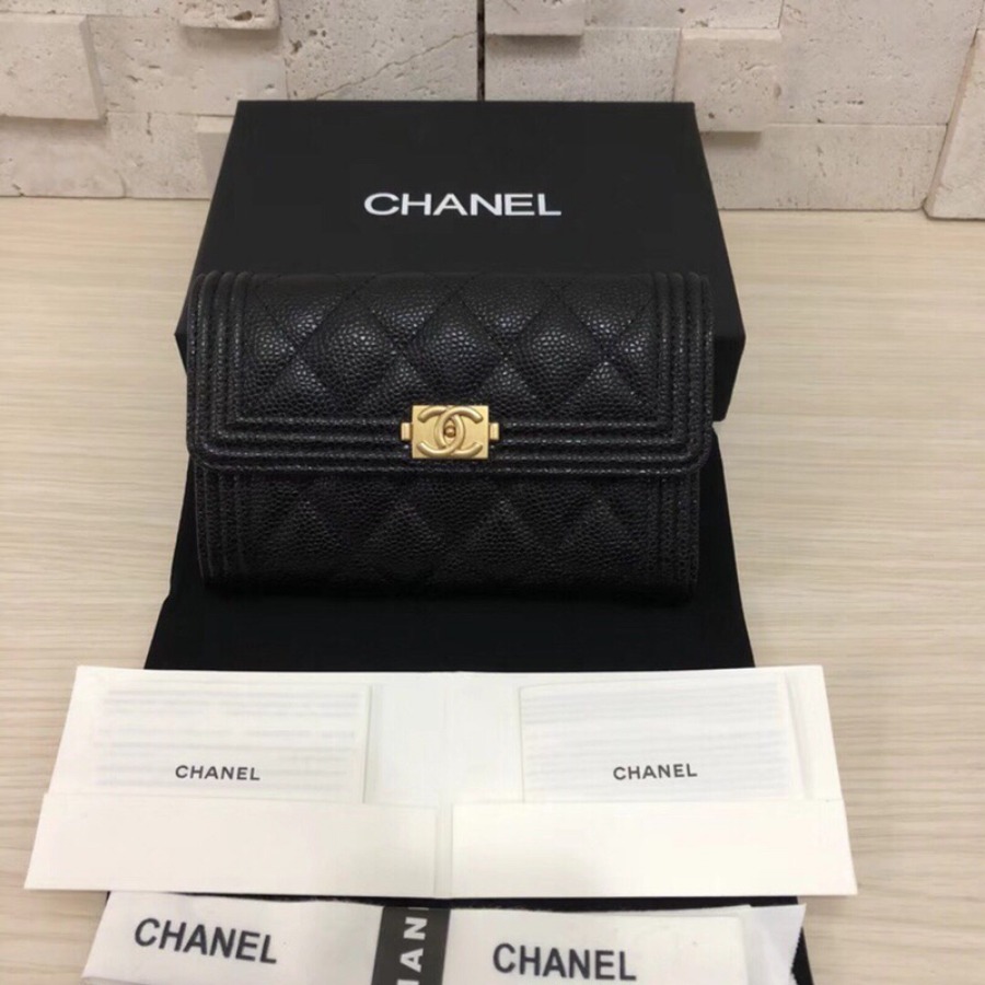 BOY CHANEL Small Flap Wallet, CHANEL, CAVIAR, A84302