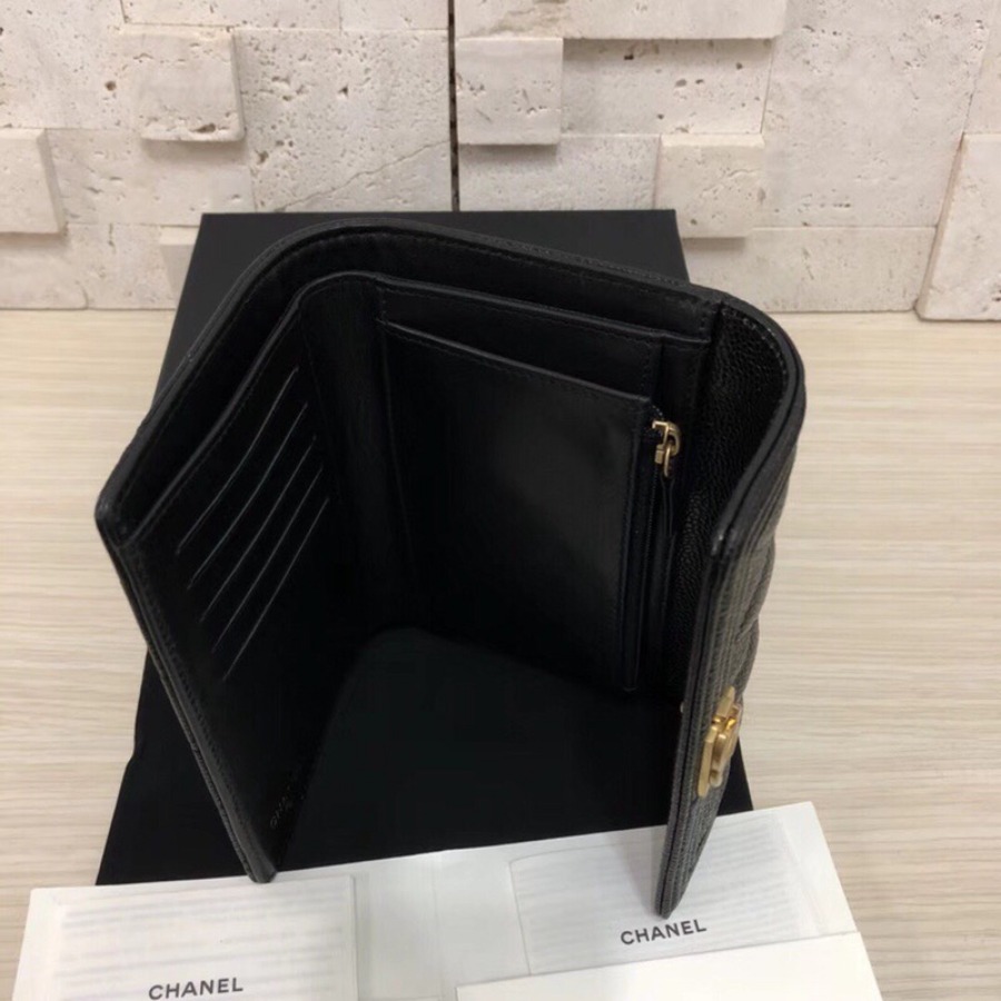 BOY CHANEL Small Flap Wallet, CHANEL, CAVIAR, A84302