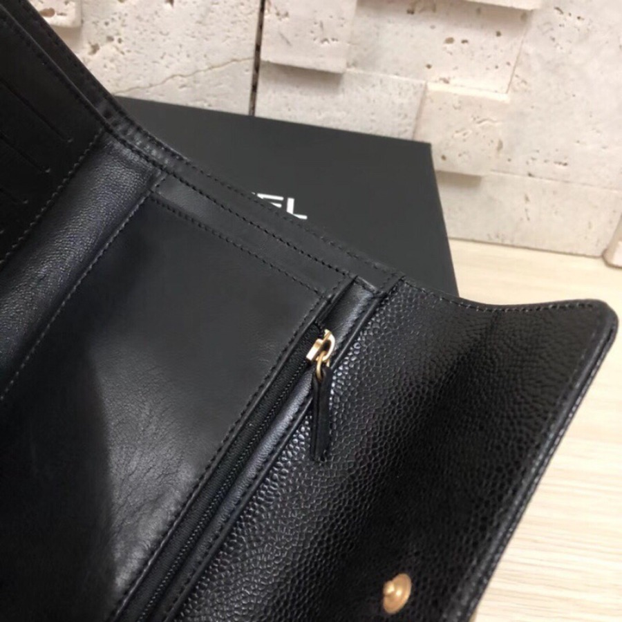 BOY CHANEL Small Flap Wallet, CHANEL, CAVIAR, A84302