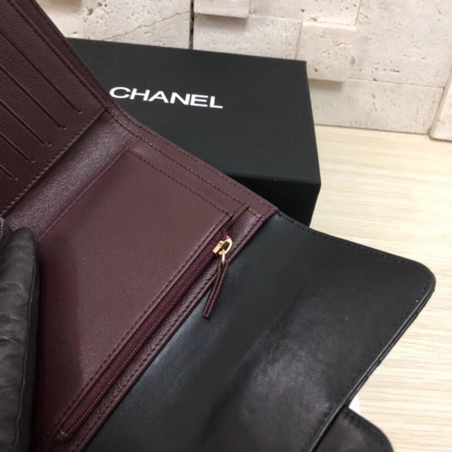 Classic Small Flap Wallet, CHANEL, Lambskin, A84341