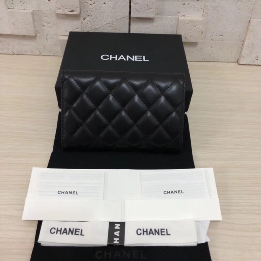 Classic Small Flap Wallet, CHANEL, Lambskin, A84341