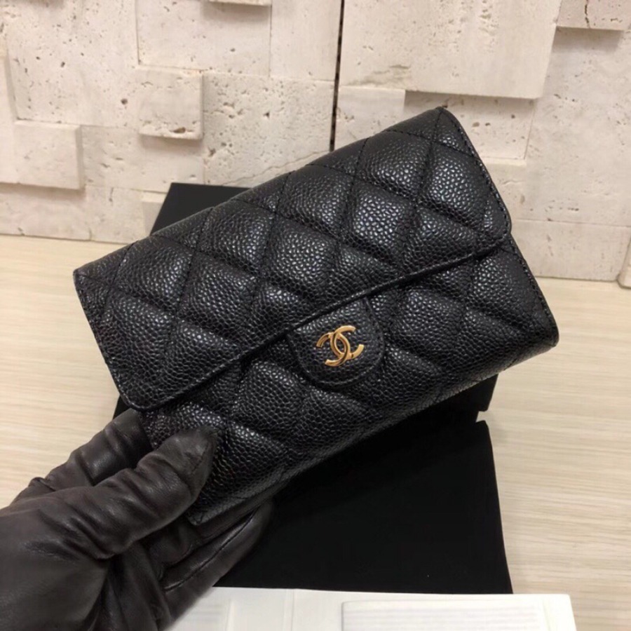 Classic Small Flap Wallet, CHANEL, CAVIAR, A84341