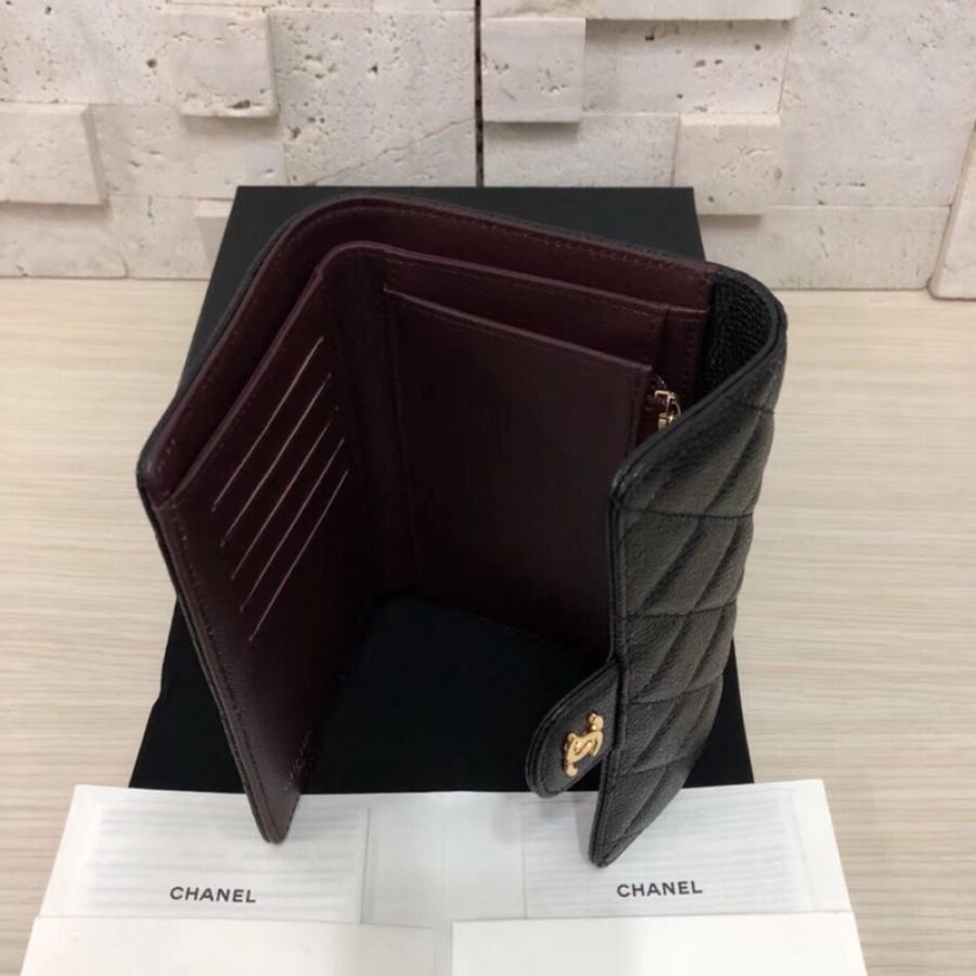 Classic Small Flap Wallet, CHANEL, CAVIAR, A84341
