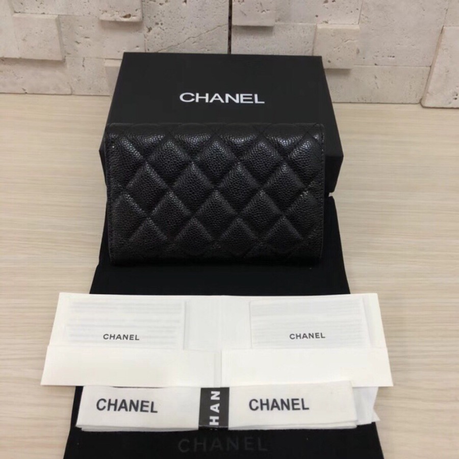 Classic Small Flap Wallet, CHANEL, CAVIAR, A84341