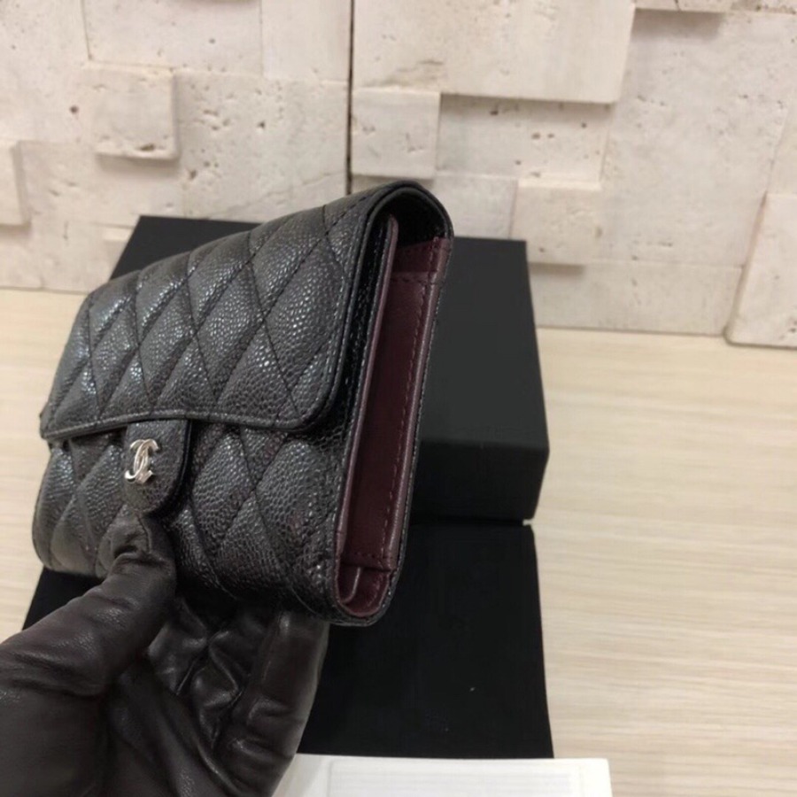 Classic Small Flap Wallet, CHANEL, CAVIAR, A84341
