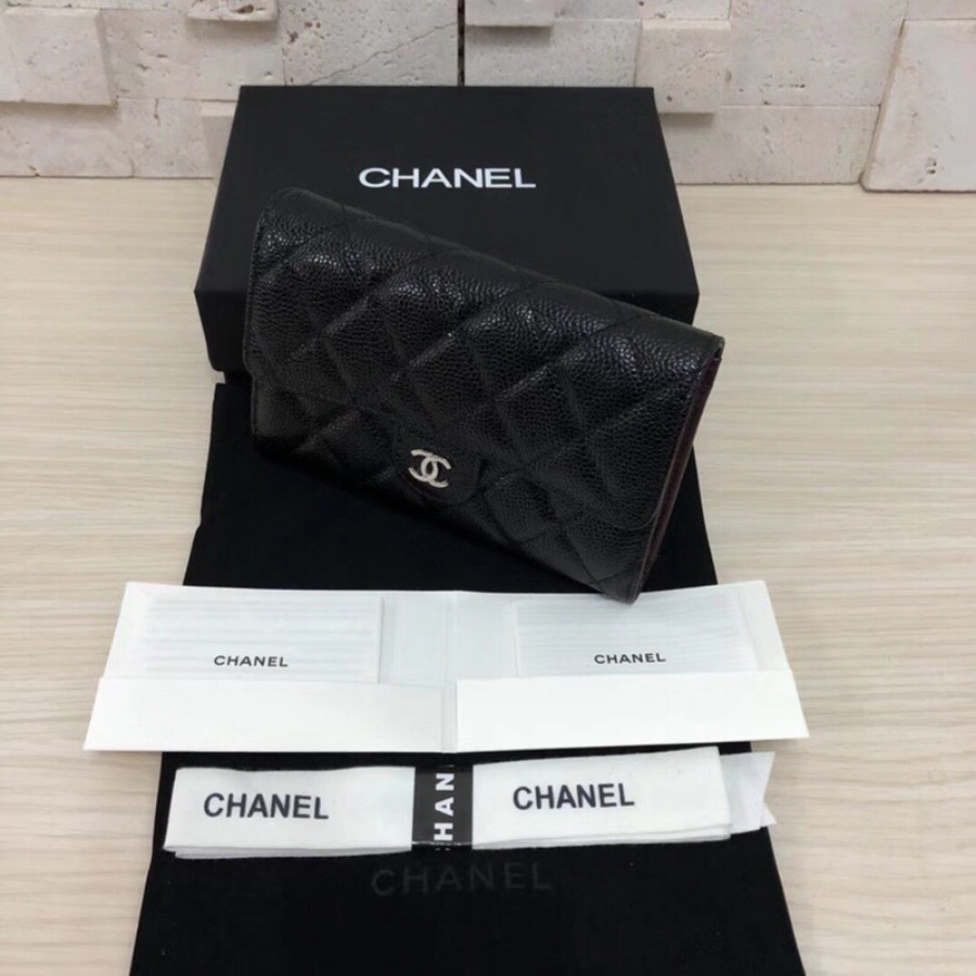 Classic Small Flap Wallet, CHANEL, CAVIAR, A84341