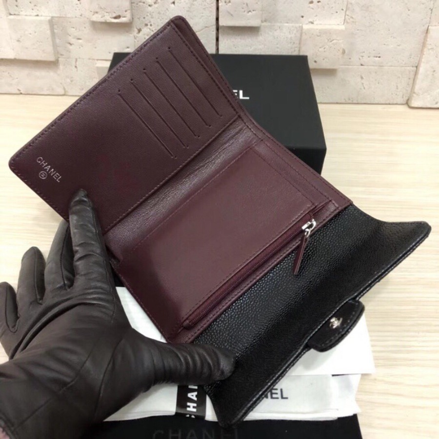 Classic Small Flap Wallet, CHANEL, CAVIAR, A84341