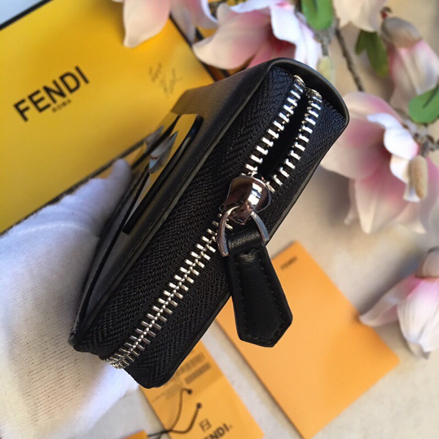 ZIP-AROUND WALLET, FENDI SMALL LEATHER GOODS