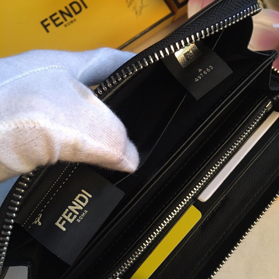 ZIP-AROUND WALLET, FENDI SMALL LEATHER GOODS