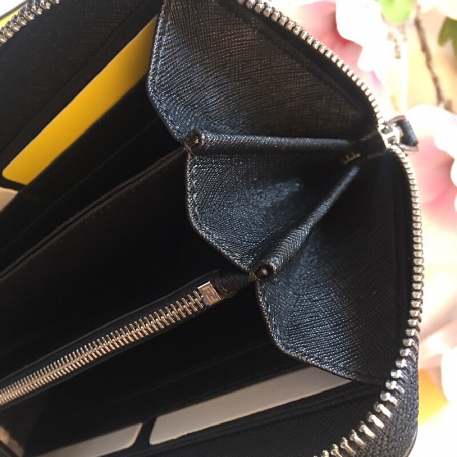 ZIP-AROUND WALLET, FENDI SMALL LEATHER GOODS