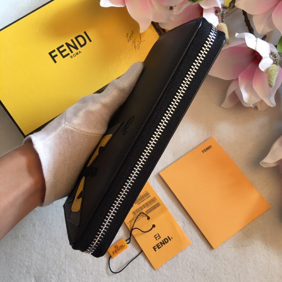 ZIP-AROUND WALLET, FENDI SMALL LEATHER GOODS