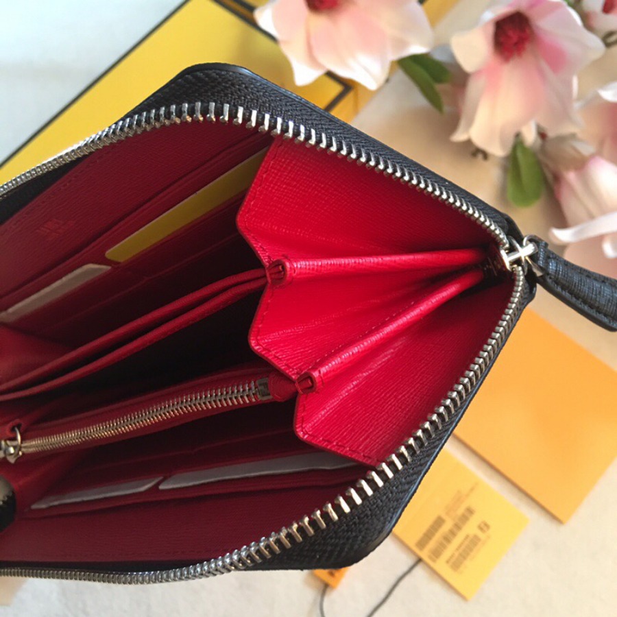ZIP-AROUND WALLET, FENDI SMALL LEATHER GOODS