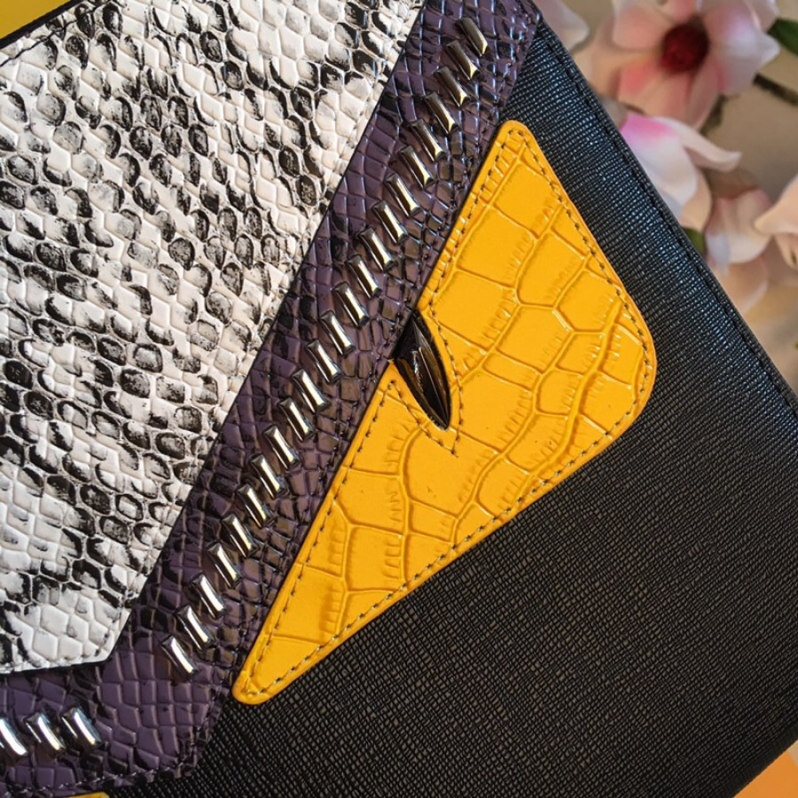 FLAT CLUTCH, FENDI LEATHER POUCH