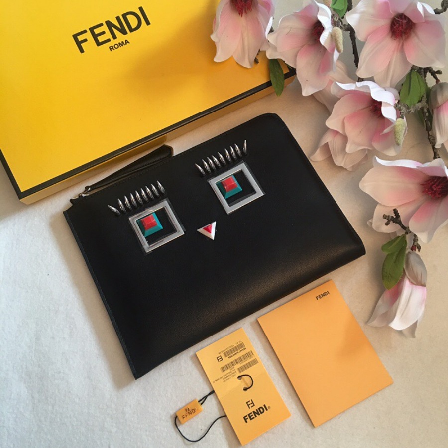 FLAT CLUTCH, FENDI LEATHER POUCH