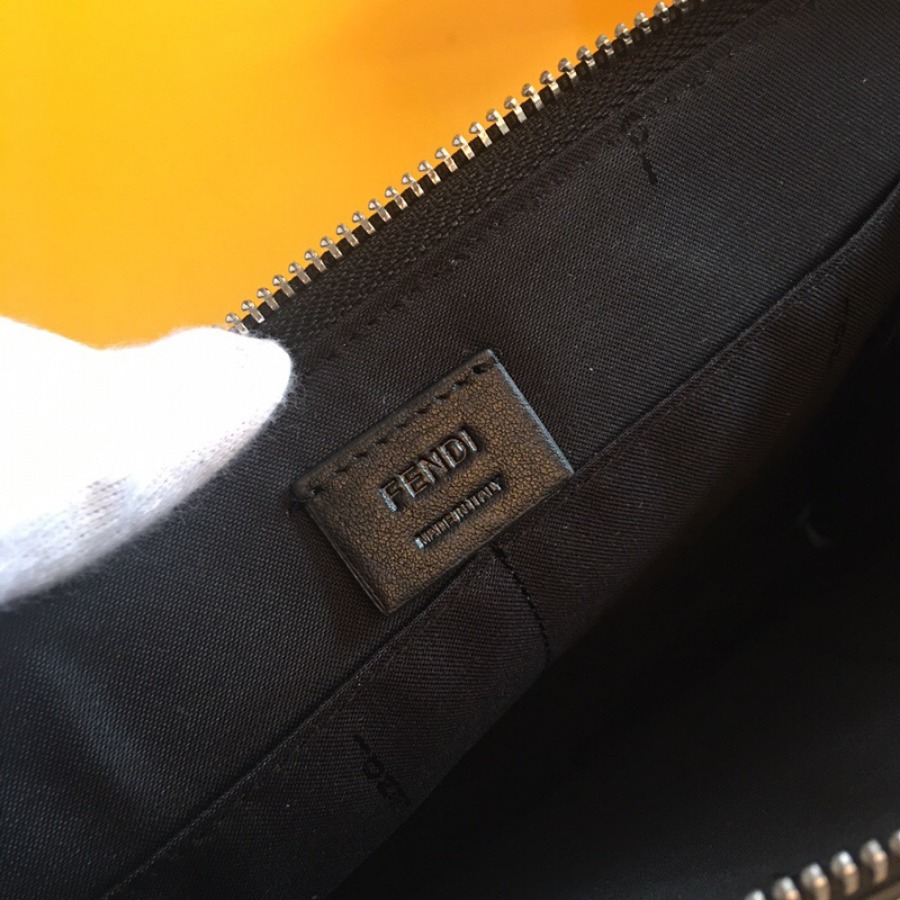 FLAT CLUTCH, FENDI LEATHER POUCH