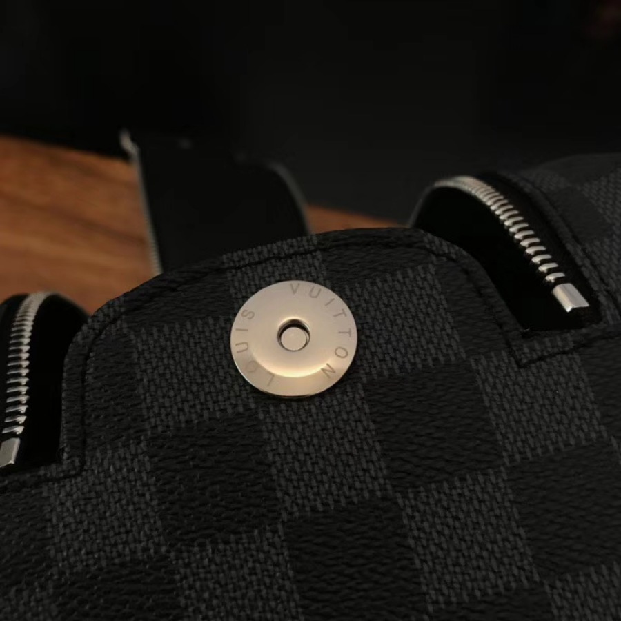 N47526, KING SIZE TOILETRY BAG, Louis Vuitton LV, Damier Graphite