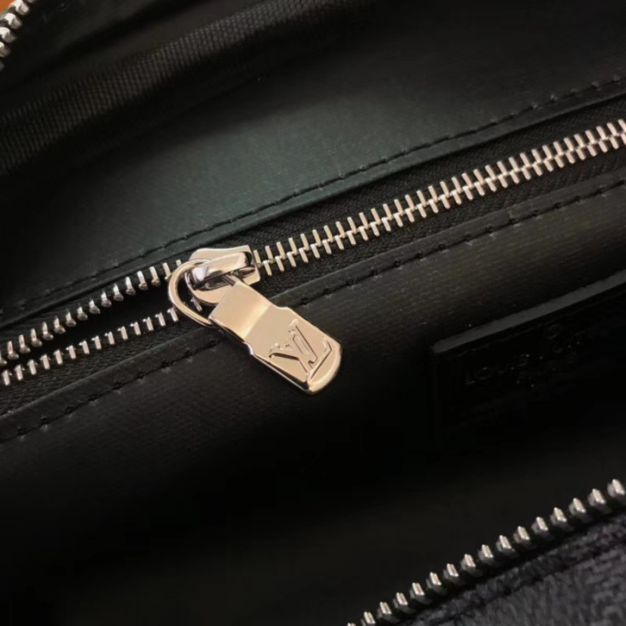 N47526, KING SIZE TOILETRY BAG, Louis Vuitton LV, Damier Graphite