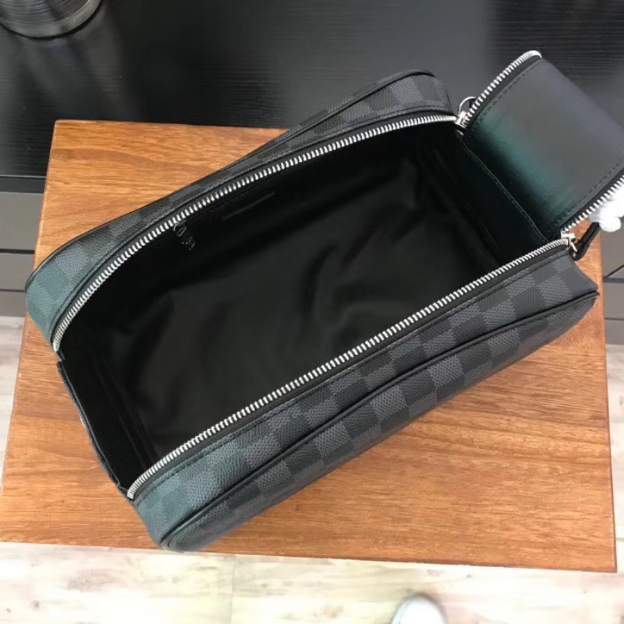 N47526, KING SIZE TOILETRY BAG, Louis Vuitton LV, Damier Graphite