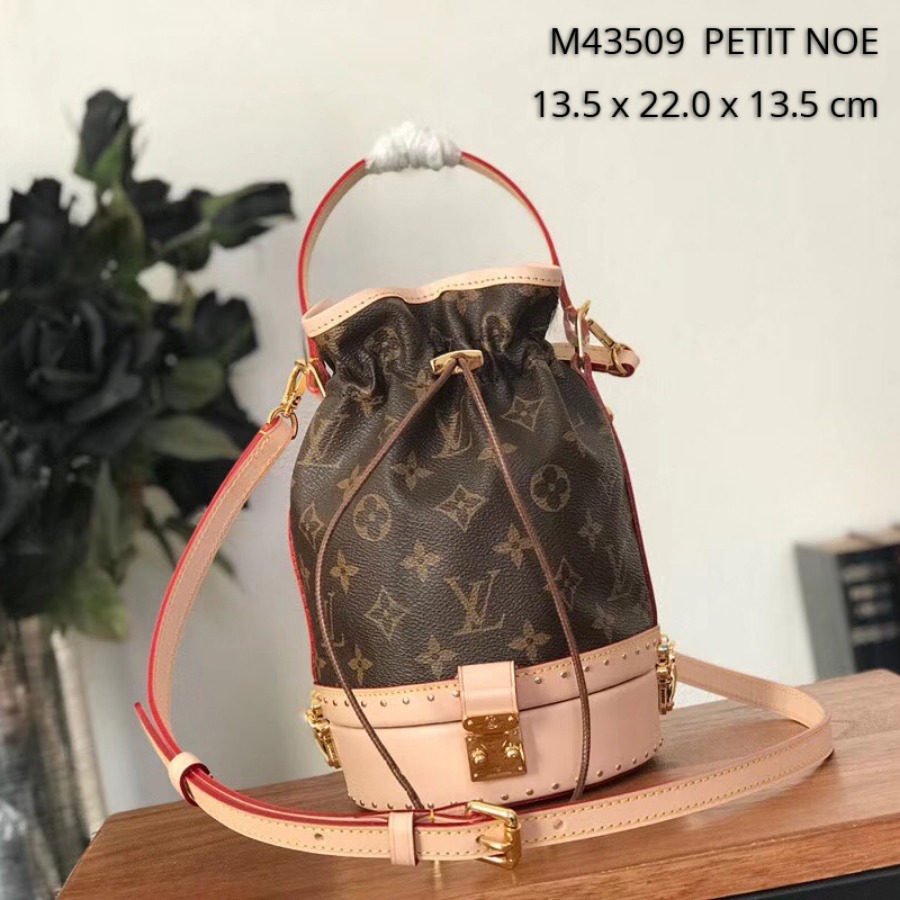 M43509, PETIT NOE, Louis Vuitton LV Handbags