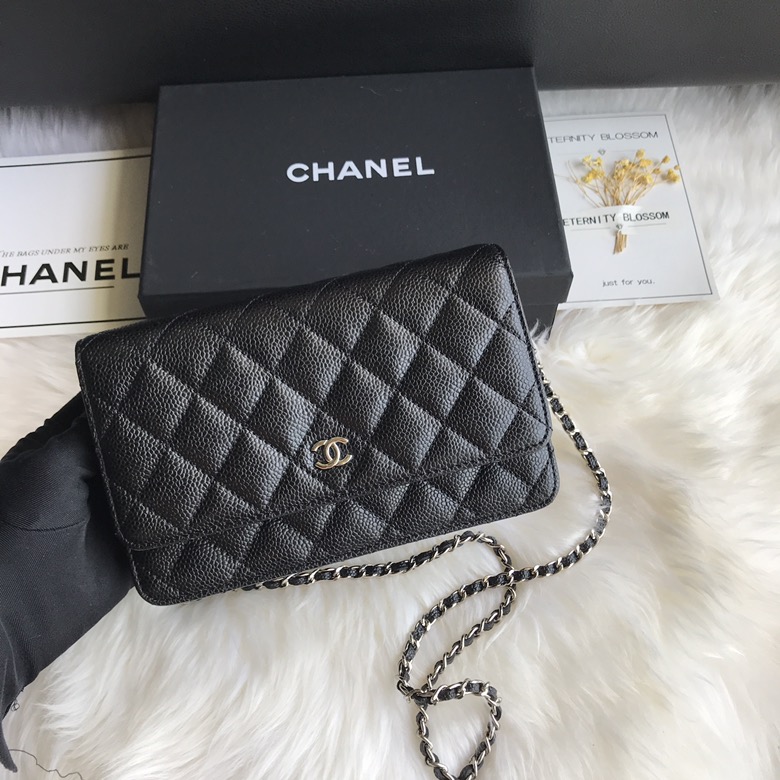A33814, CLASSIC WALLET ON CHAIN, WOC CHANEL, CAVIAR / CALFSKIN