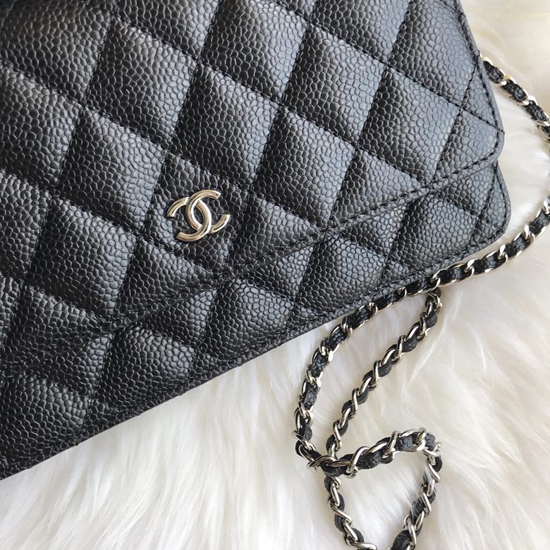 A33814, CLASSIC WALLET ON CHAIN, WOC CHANEL, CAVIAR / CALFSKIN