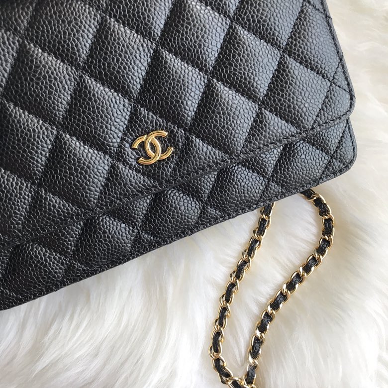 A33814, CLASSIC WALLET ON CHAIN, WOC CHANEL, CAVIAR / CALFSKIN
