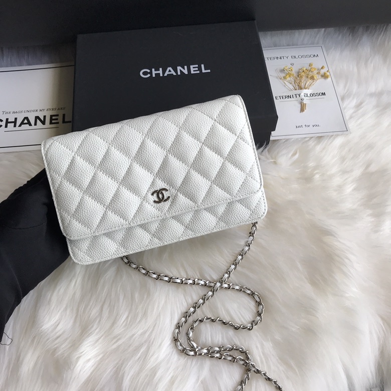 A33814, CLASSIC WALLET ON CHAIN, WOC CHANEL, CAVIAR / CALFSKIN