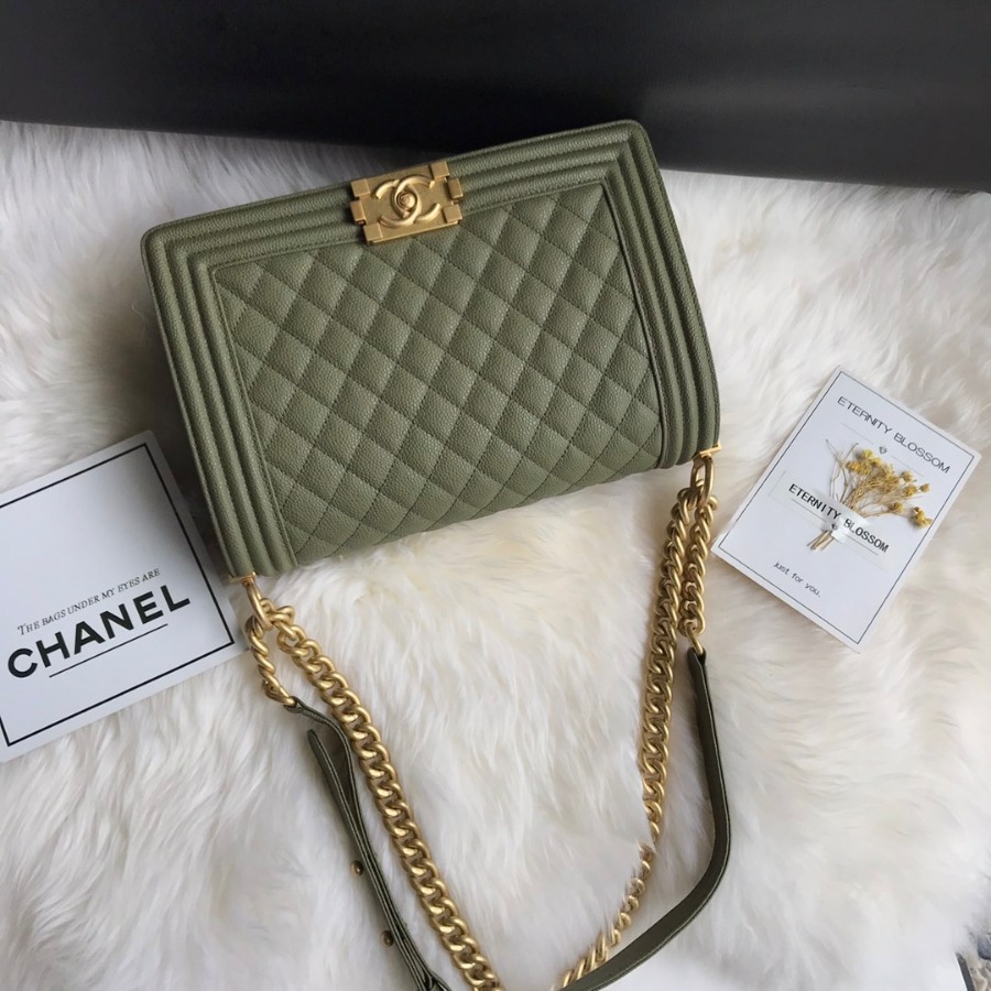 LARGE BOY CHANEL HANDBAG, PRINTED GRAINED CALFSKIN, Caviar, 28CM / 10.9 IN