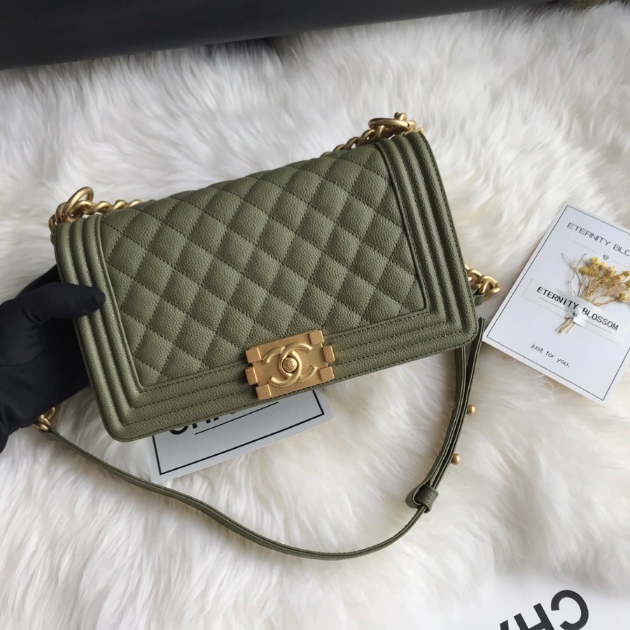 BOY CHANEL HANDBAG, PRINTED GRAINED CALFSKIN, Caviar, 25CM / 9.8 IN