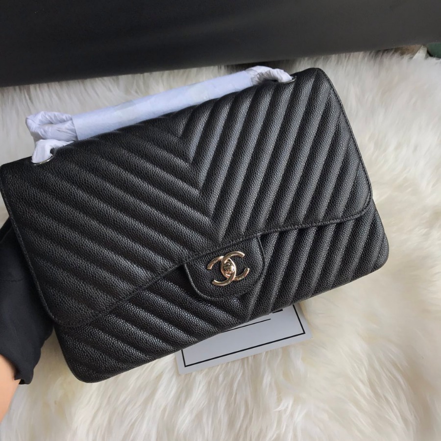Large Classic handbag, Chanel Handbag, 30CM, Caviar