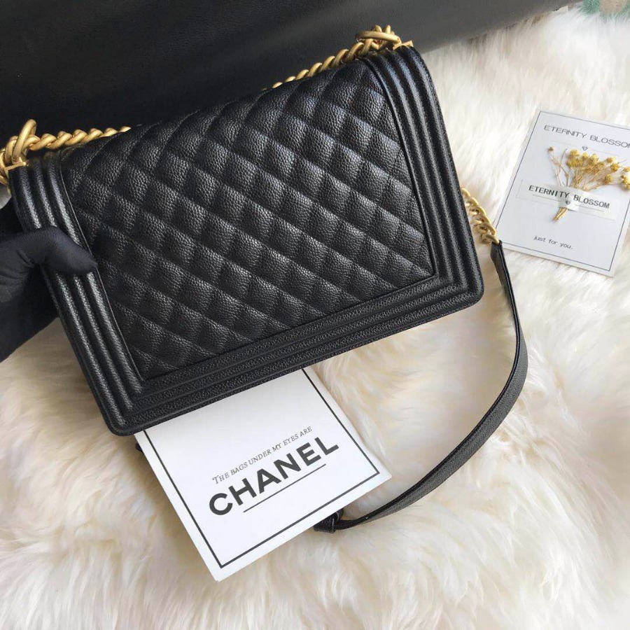 LARGE BOY CHANEL HANDBAG, PRINTED GRAINED CALFSKIN, Caviar, 28CM / 10.9 IN