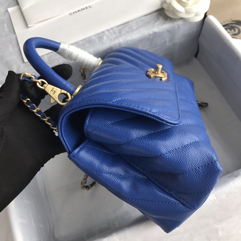 A92990, Small Flap Bag with Top Handle, CHANEL Handbags, Caviar, Grained Calfskin, Lizard & Gold-Tone Metal
