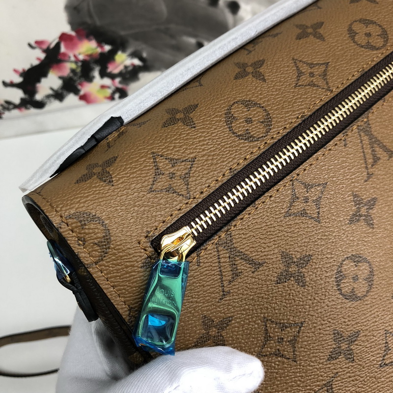 M44876 POCHETTE METIS ,LOUIS VUITTON LV