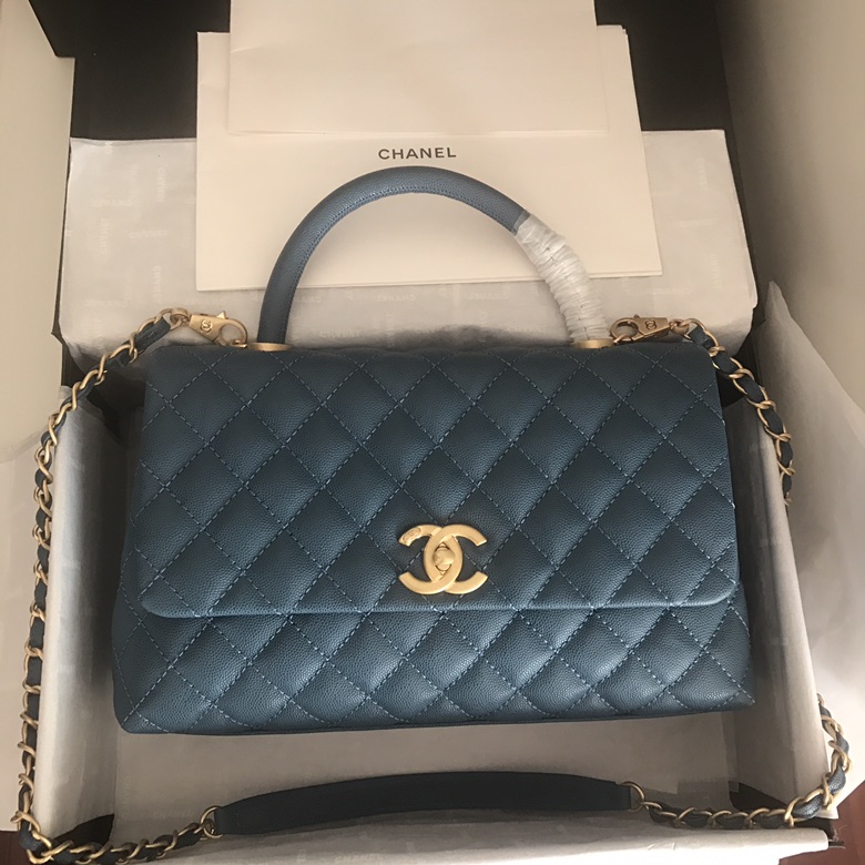 A92991, Flap Bag with Top Handle, CHANEL Handbags, Caviar, Grained Calfskin, Lizard & Gold-Tone Metal