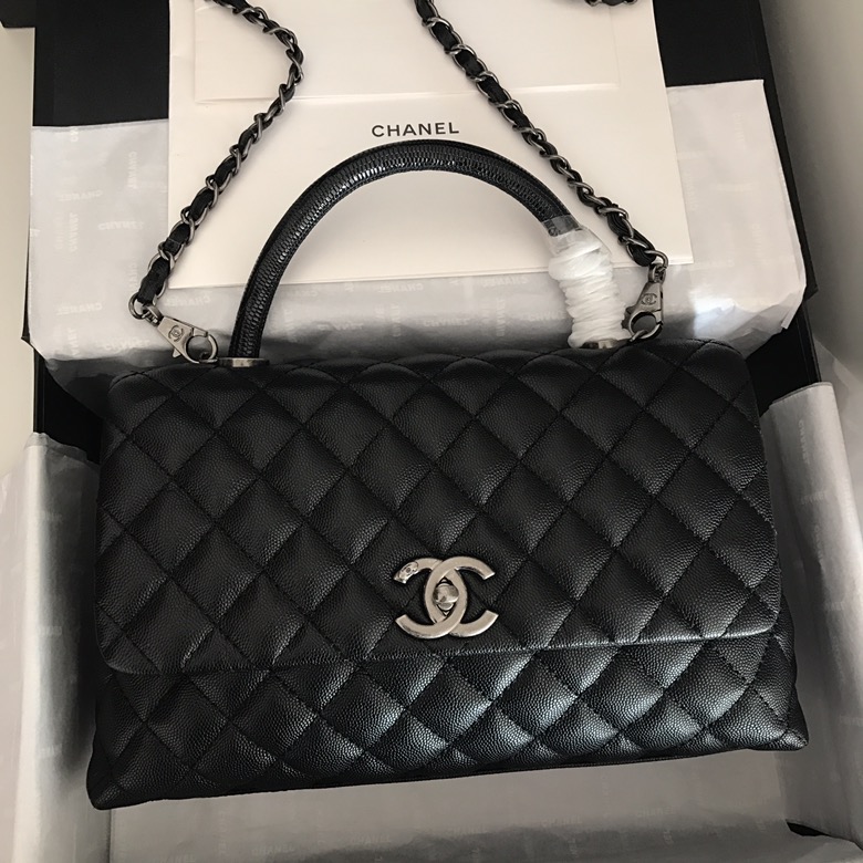 A92991, Flap Bag with Top Handle, CHANEL Handbags, Caviar, Grained Calfskin, Lizard & Silver-Tone Metal