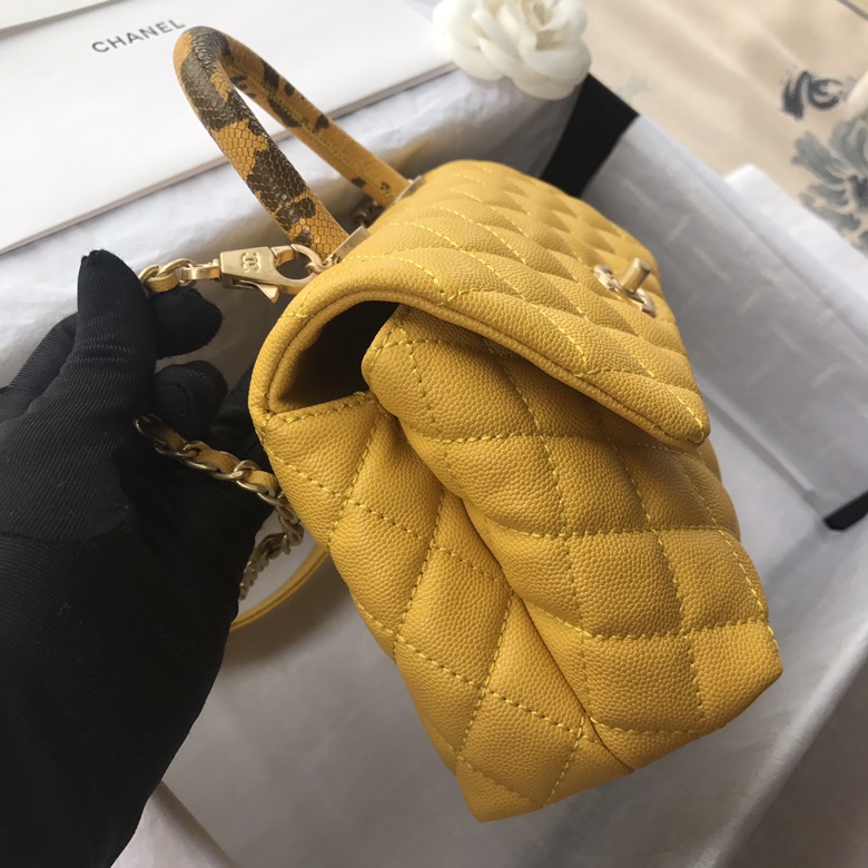 A92990, Small Flap Bag with Top Handle, CHANEL Handbags, Caviar, Grained Calfskin, Lizard & Gold-Tone Metal
