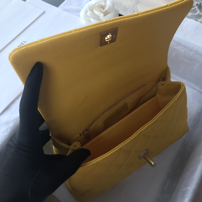 A92990, Small Flap Bag with Top Handle, CHANEL Handbags, Caviar, Grained Calfskin, Lizard & Gold-Tone Metal