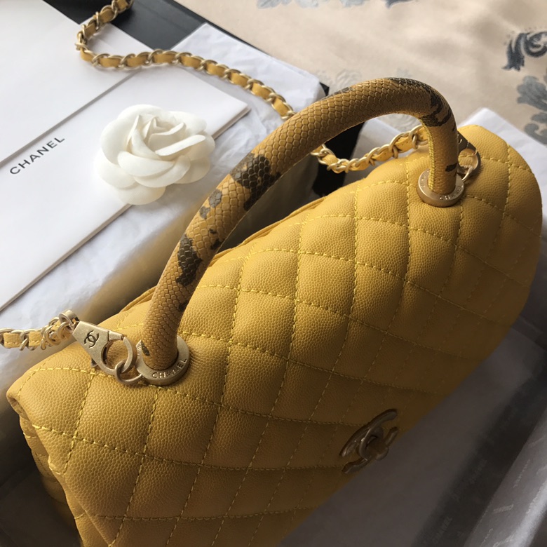 A92991, Flap Bag with Top Handle, CHANEL Handbags, Caviar, Grained Calfskin, Lizard & Gold-Tone Metal