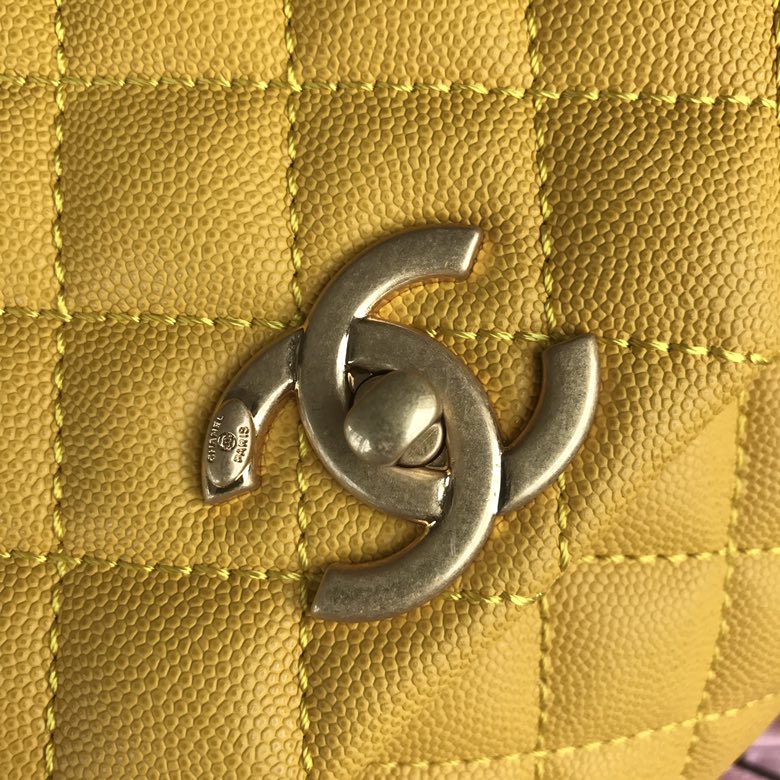 A92991, Flap Bag with Top Handle, CHANEL Handbags, Caviar, Grained Calfskin, Lizard & Gold-Tone Metal