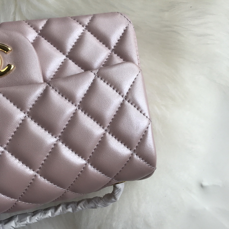 A01116, Classic Handbag, Chanel handbag, Lambskin