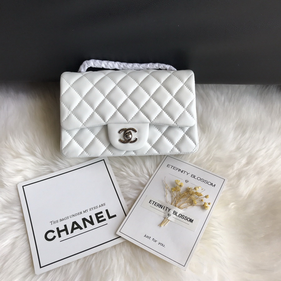 A01116, Classic Handbag, Chanel handbag, Lambskin