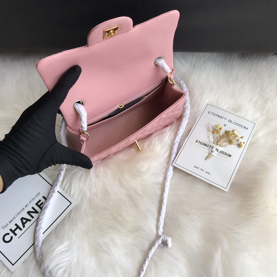 A01116, Classic Handbag, Chanel handbag, Lambskin
