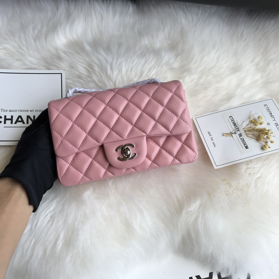 A01116, Classic Handbag, Chanel handbag, Lambskin