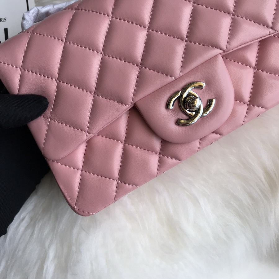 A01116, Classic Handbag, Chanel handbag, Lambskin